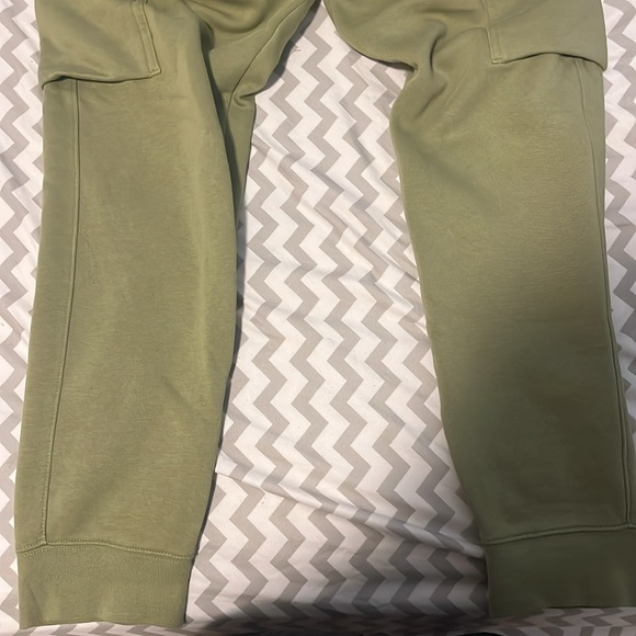 Nike Cargo Sweats green - Picture 2 of 4